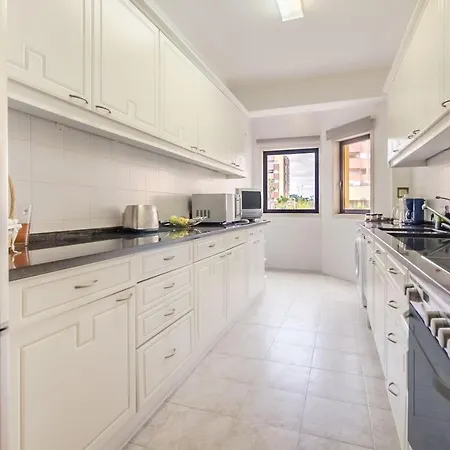 Place & Beyond Apartament Lizbona