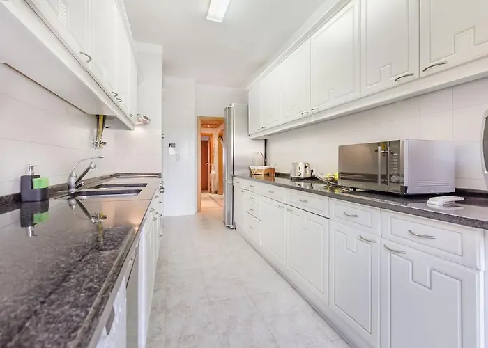 Place & Beyond Apartment *