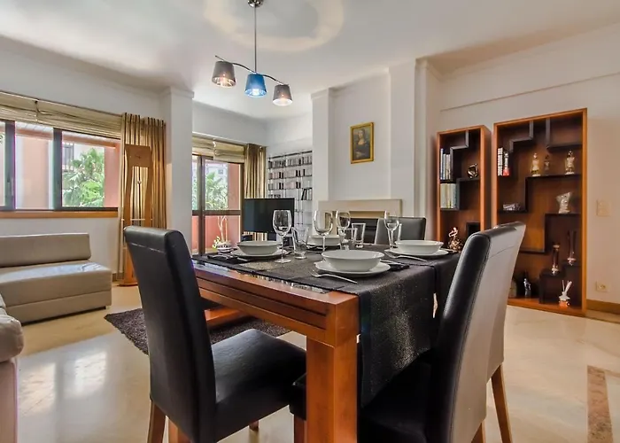 Place & Beyond Apartment Lissabon